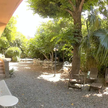 La Carcassonne, D Hotes, B&b, Face A La Cite Medievale לינה וארוחת בוקר