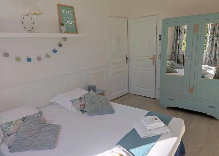 La Carcassonne, D Hotes, B&b, Face A La Cite Medievale 4* Carcassonne