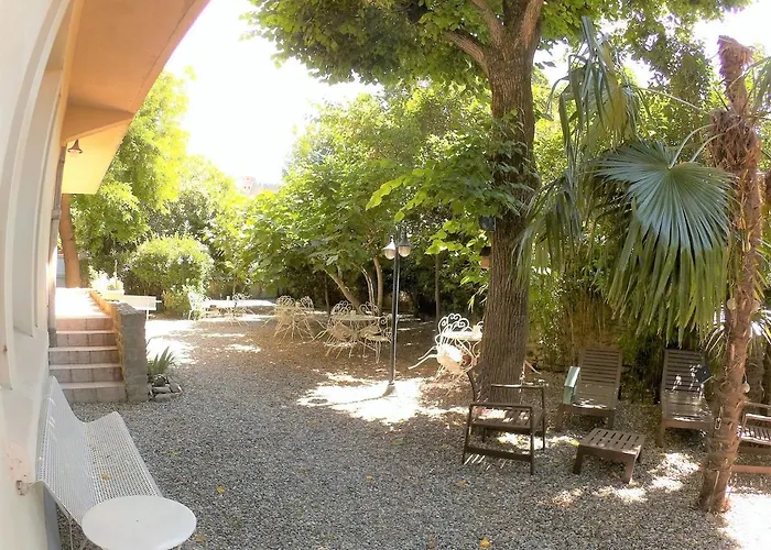 La Carcassonne, D Hotes, B&b, Face A La Cite Medievale Nocleg ze śniadaniem