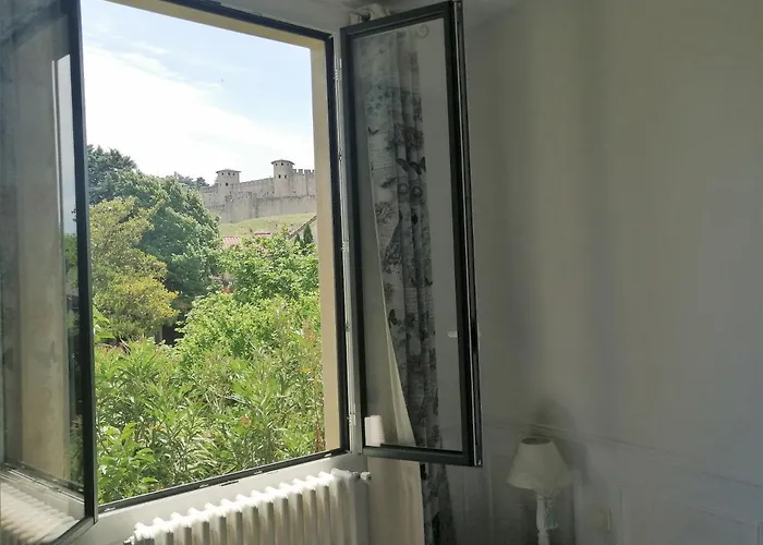 La Carcassonne, D Hotes, B&b, Face A La Cite Medievale Nocleg ze śniadaniem 4*