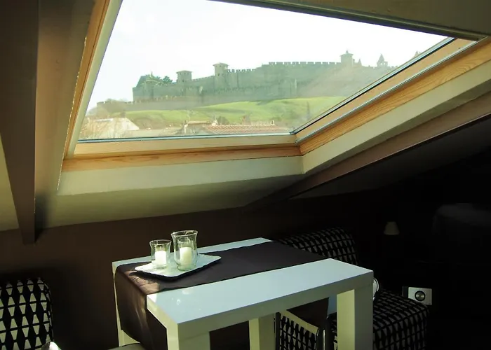 La Carcassonne, D Hotes, B&b, Face A La Cite Medievale