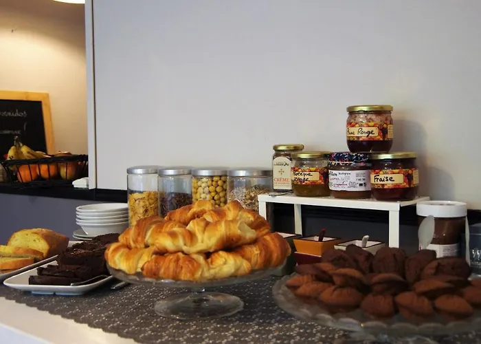 La Carcassonne, D Hotes, B&b, Face A La Cite Medievale Отель типа 