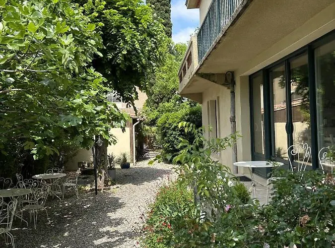 La Carcassonne, D Hotes, B&b, Face A La Cite Medievale Отель типа 